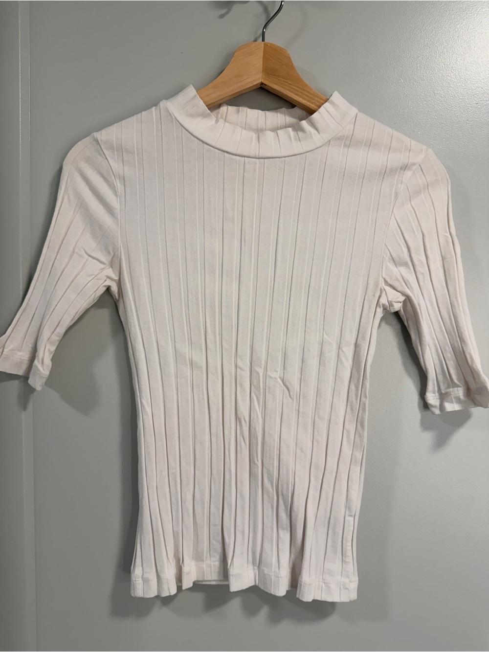 GU - White Ribbed Mock Neck Women's Top